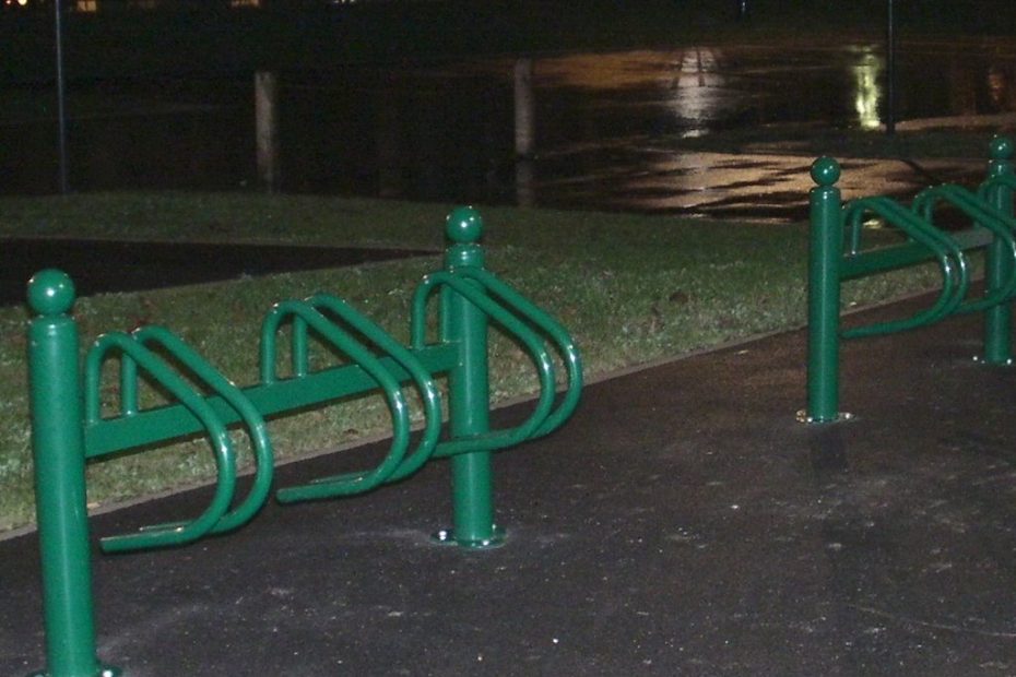 Parc à vélos Clinique