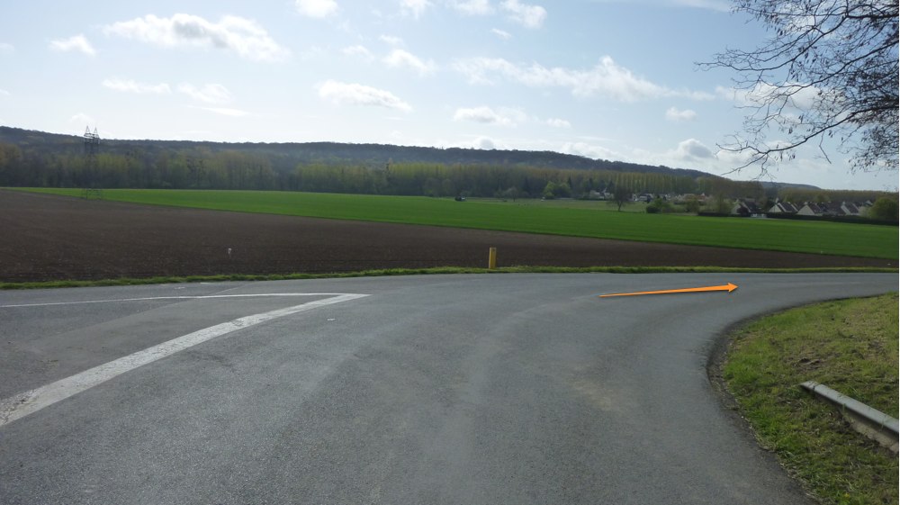 Tourner à droite en direction de Breuil le Vert