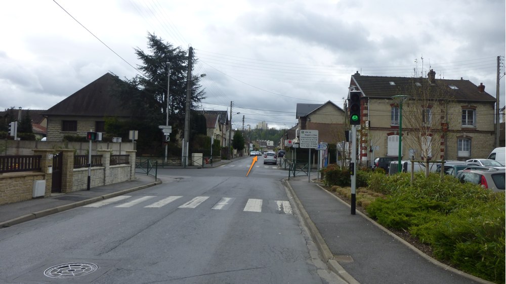 Continuer tout droit