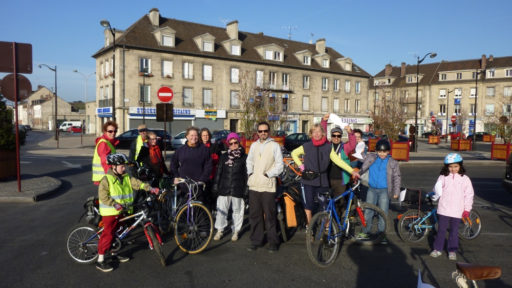Le départ, place Carnot.