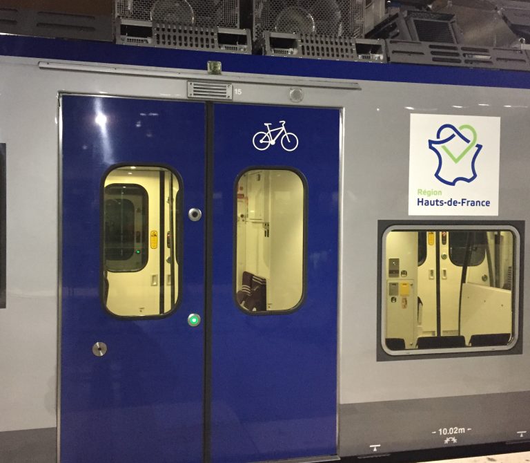 Train Regio 2N