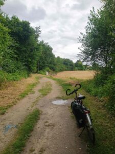 Chemins de traverse : une alternative sécurisée pour le vélo au quotidien ?