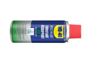 Derrière l’établi, des produits de moins en moins polluants?